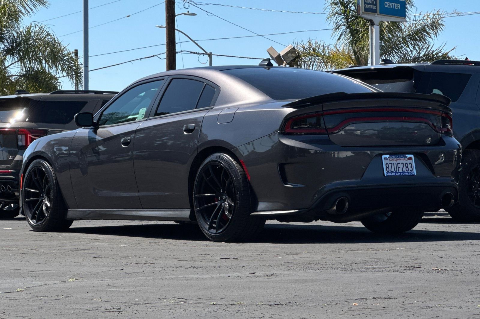 Used 2018 Dodge Charger R/T RWD image 29