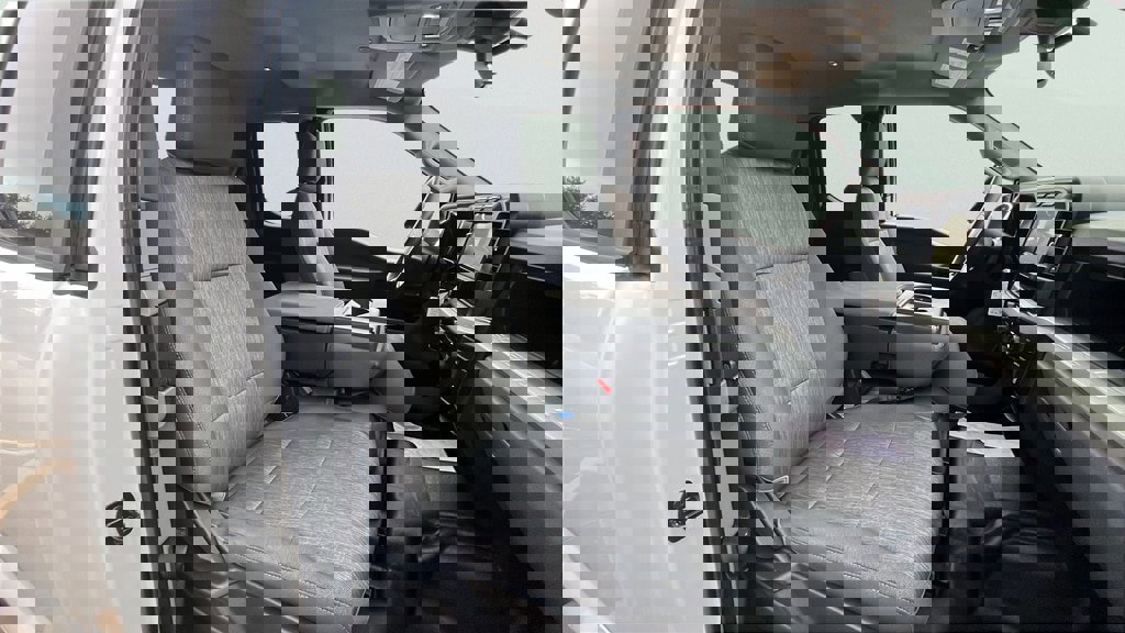 Certified 2023 Ford F250 XL w/ XL Chrome Package image 19