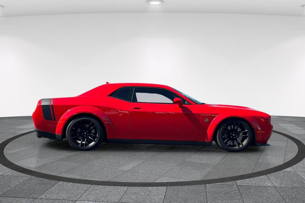 Used 2022 Dodge Challenger R/T Scat Pack RWD image 3