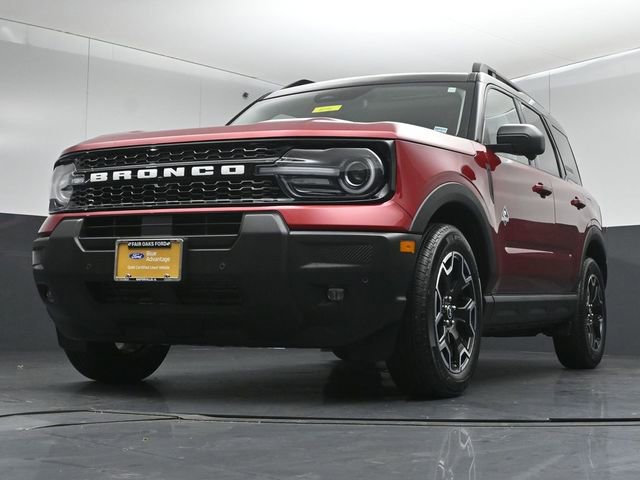 Certified 2025 Ford Bronco Sport Outer Banks w/ Outer Banks Tech Package+ AWD/4WD image 40