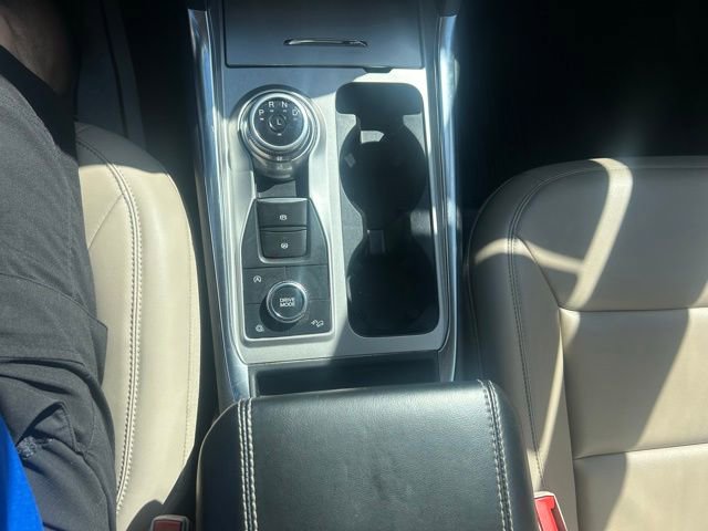 Certified 2023 Ford Explorer XLT w/ Equipment Group 202A AWD/4WD image 16