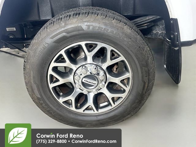 Certified 2017 Ford F250 Lariat w/ Lariat Value Package AWD/4WD image 32