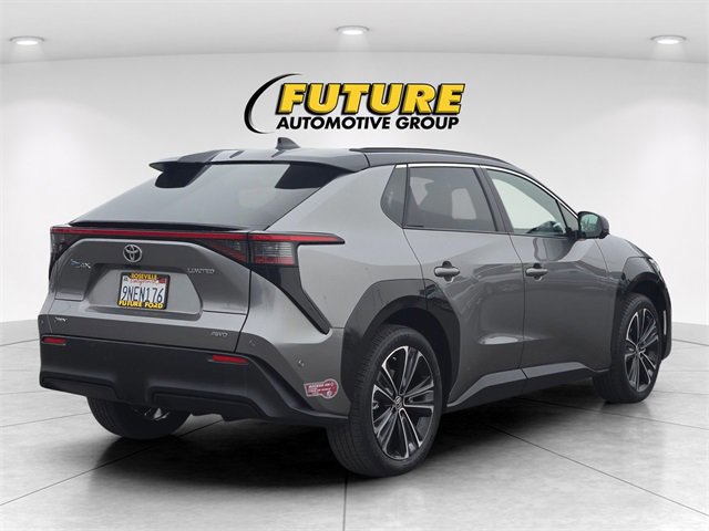 Used 2024 Toyota bZ4X Limited image 5