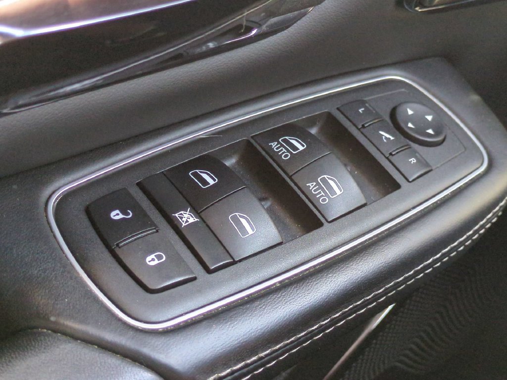 Used 2022 RAM 1500 Limited AWD/4WD image 29
