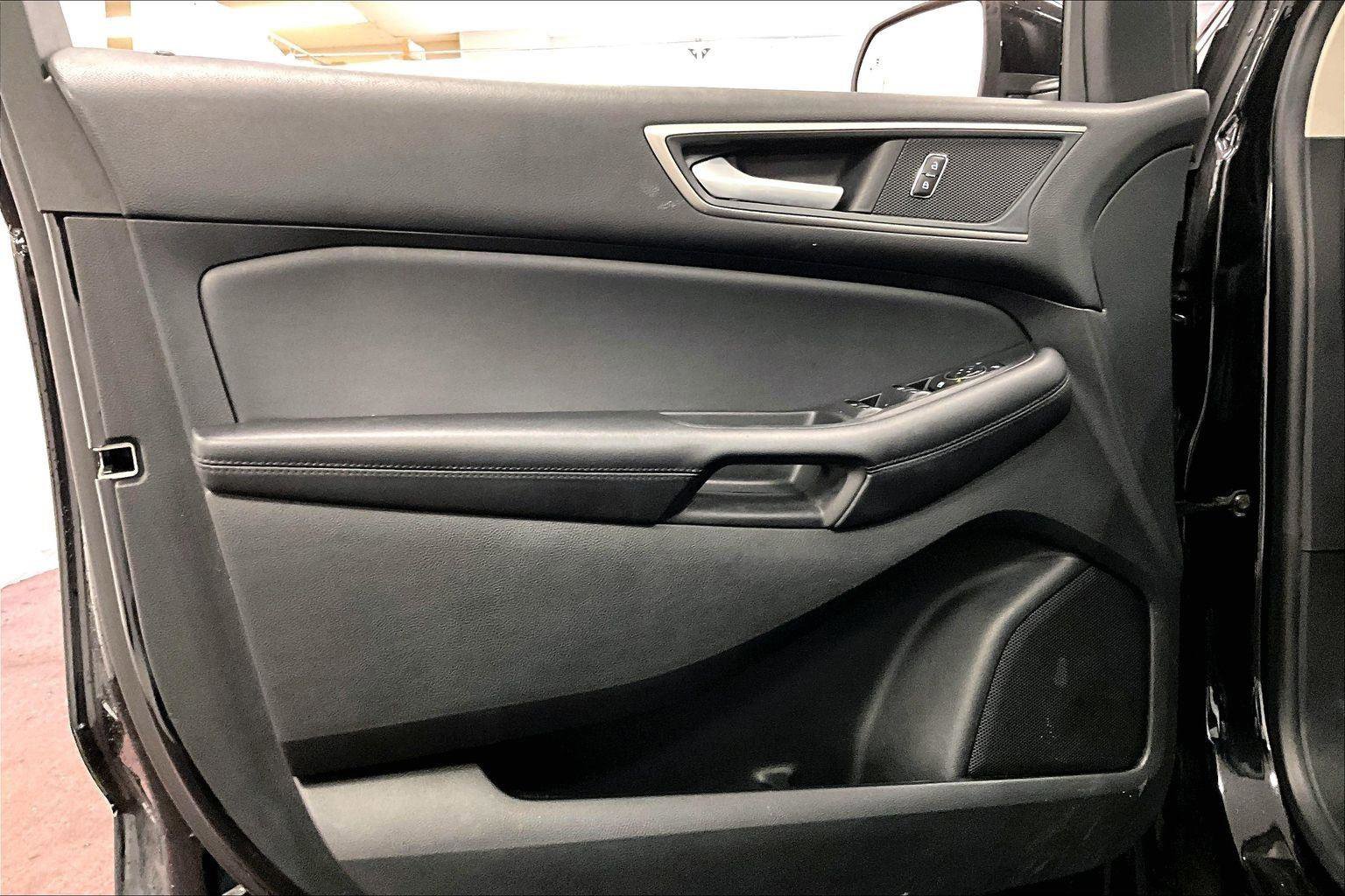 Certified 2024 Ford Edge SEL w/ Convenience Package image 22