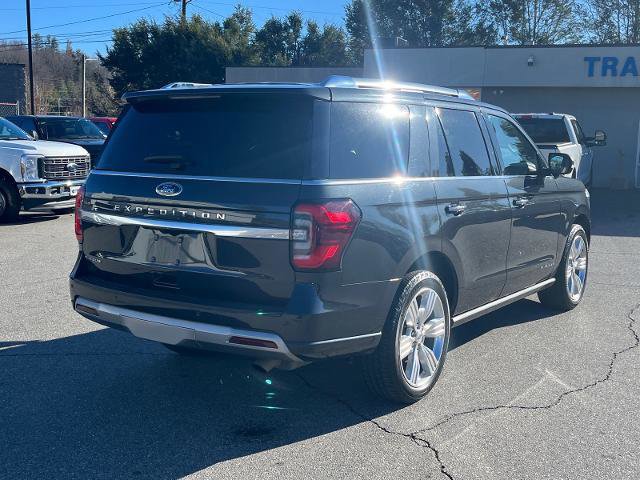 Certified 2023 Ford Expedition Platinum image 3