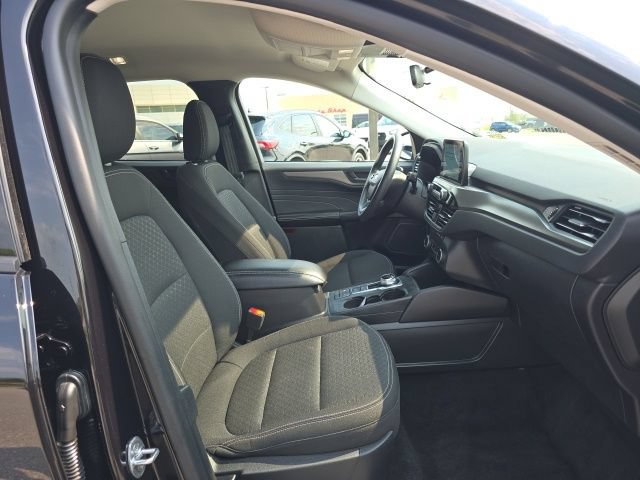 Certified 2025 Ford Escape Active FWD image 18
