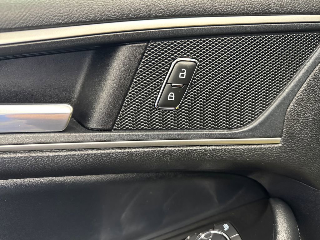 Certified 2019 Ford Edge SEL w/ Equipment Group 201A AWD/4WD image 31