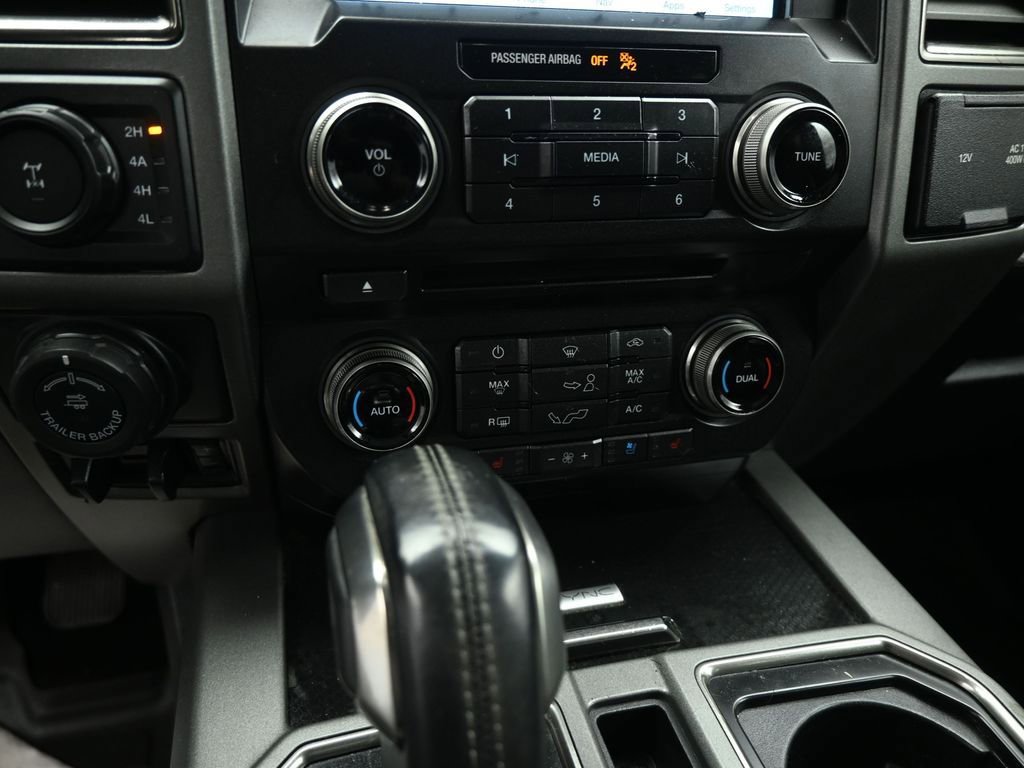 Certified 2018 Ford F150 Raptor w/ Equipment Group 802A Luxury AWD/4WD image 17