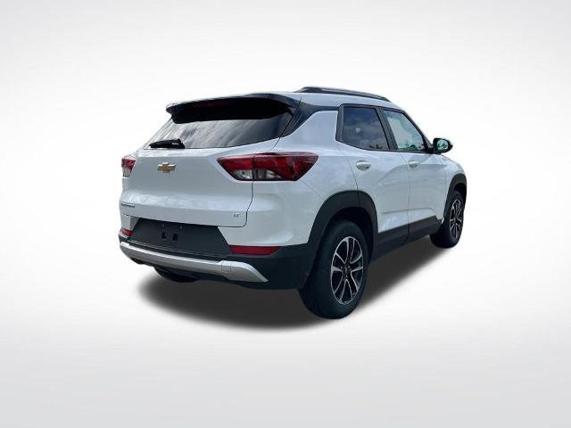 Used 2026 Chevrolet TrailBlazer LT FWD image 3