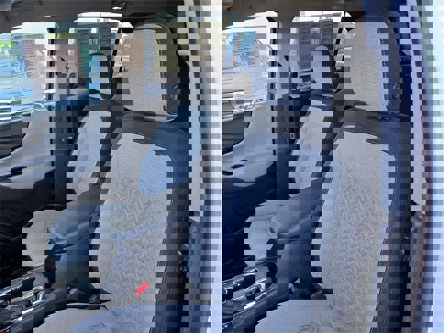 Used 2022 Chevrolet Equinox LS w/ LS Convenience Package image 12