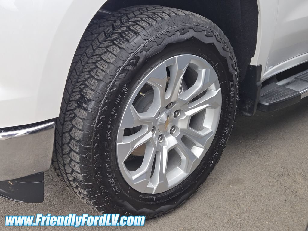 Used 2023 Chevrolet Silverado 1500 LTZ w/ LTZ Premium Package AWD/4WD image 4