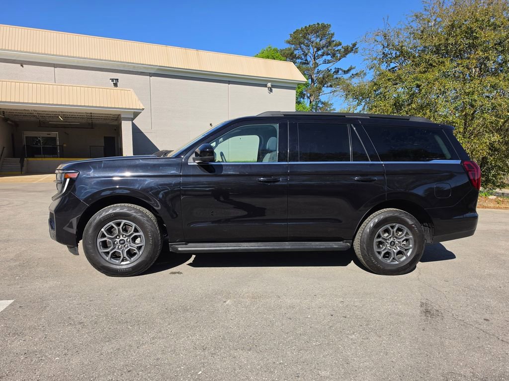 Certified 2025 Ford Expedition Active RWD image 19