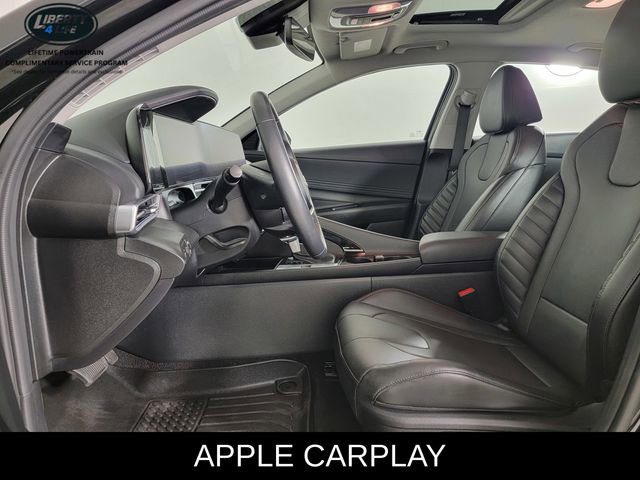 Used 2023 Hyundai Elantra Limited image 13