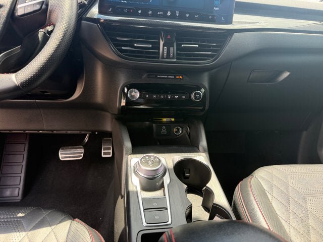 Certified 2024 Ford Escape ST-Line Elite w/ Premium Technology Package AWD/4WD image 11