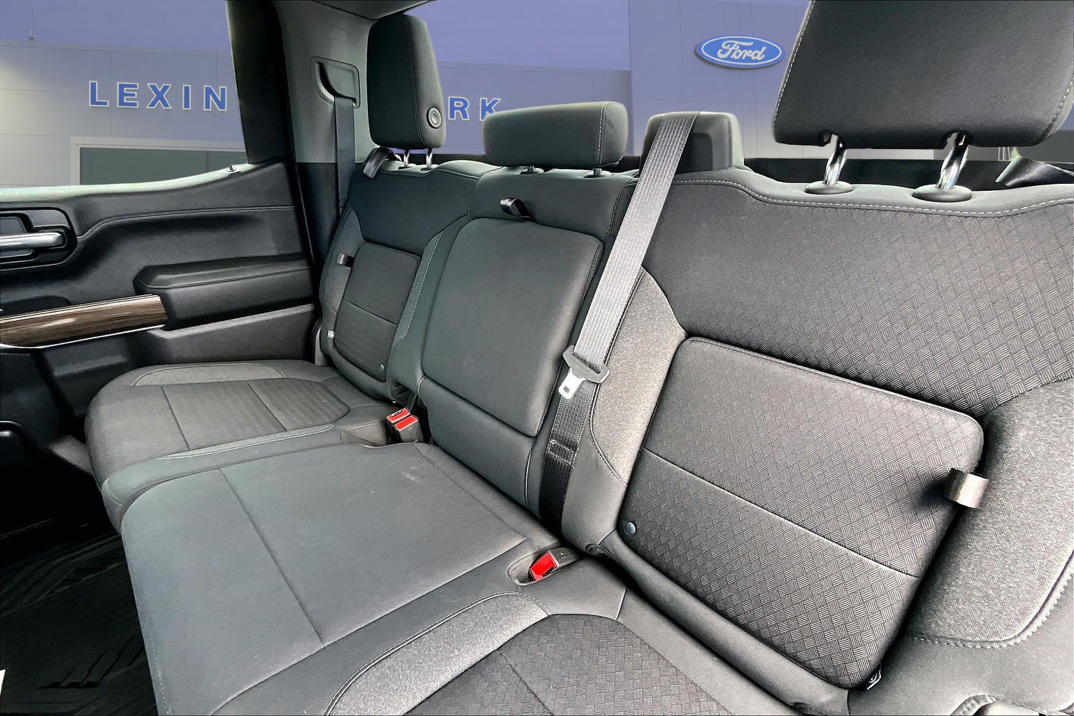 Used 2020 Chevrolet Silverado 1500 RST AWD/4WD image 23