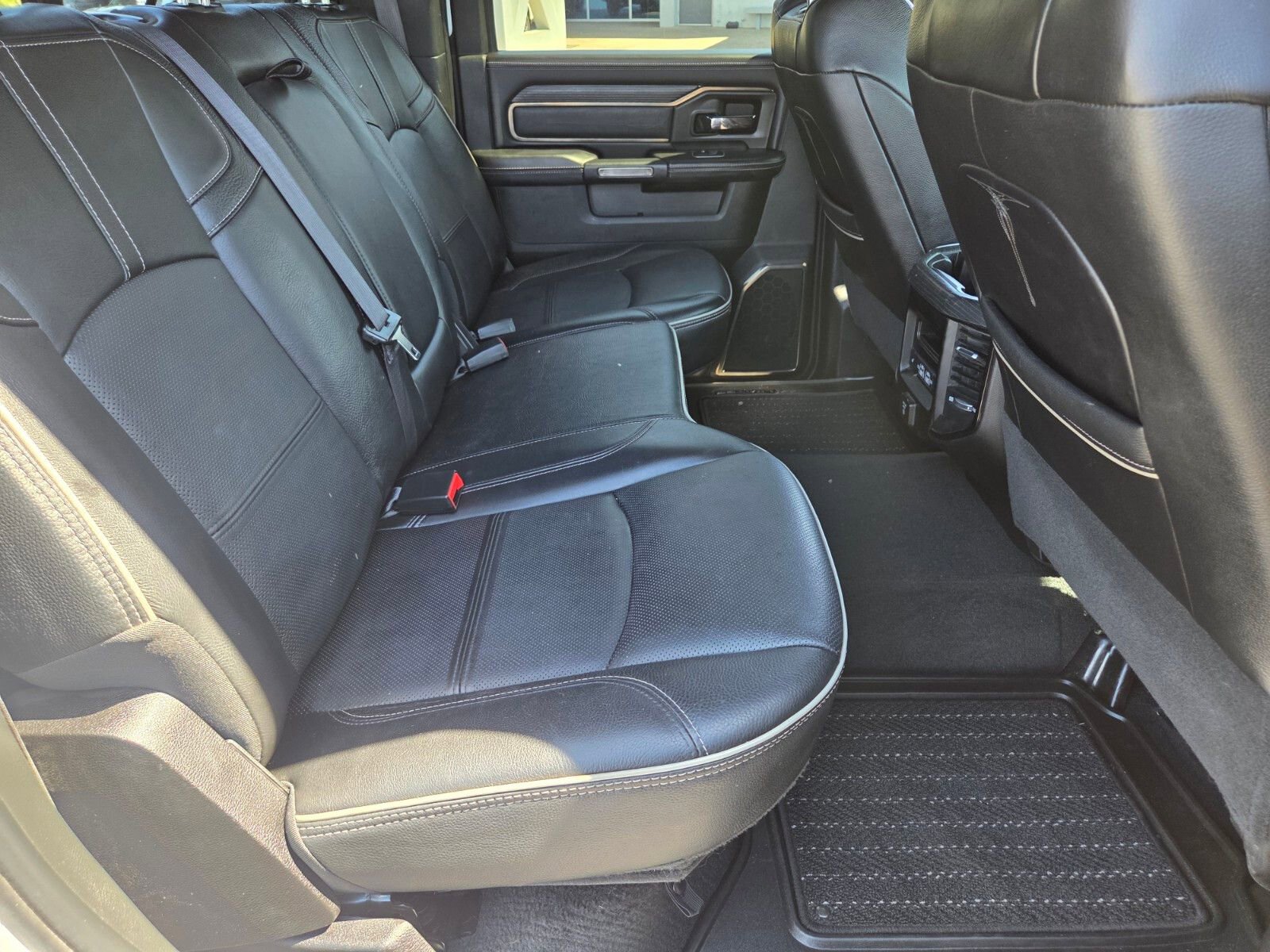 Used 2022 RAM 3500 Limited w/ Protection Group AWD/4WD image 14
