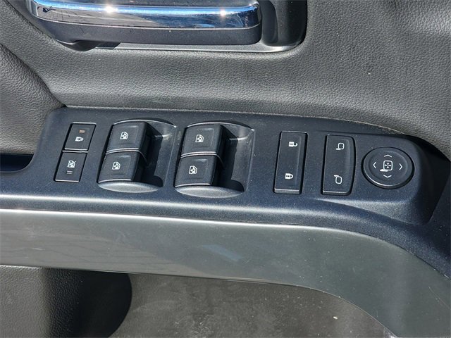 Used 2018 Chevrolet Silverado 1500 LT w/ All Star Edition image 27