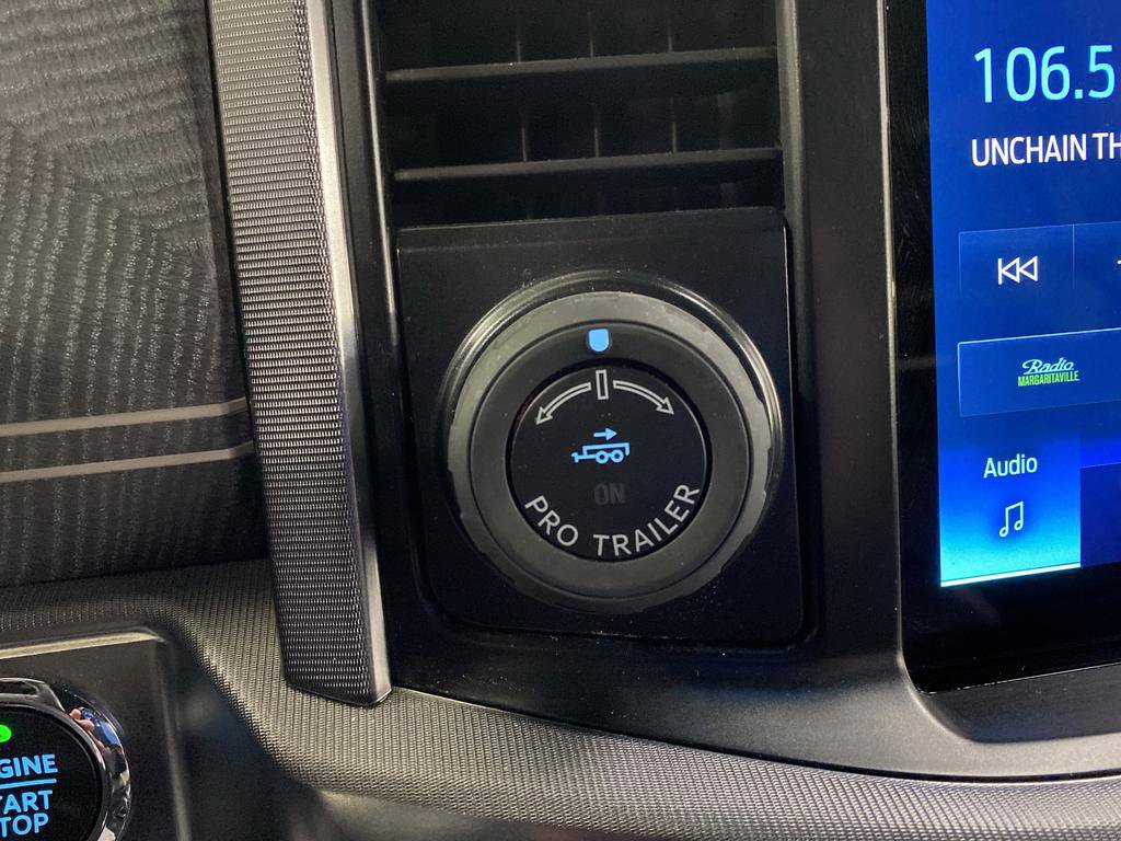 Certified 2022 Ford F150 Platinum w/ Equipment Group 701A High image 35