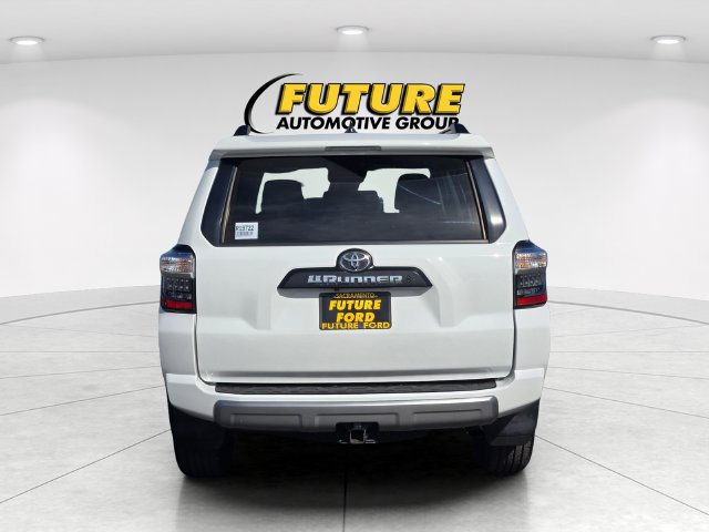 Used 2022 Toyota 4Runner TRD Off-Road Premium AWD/4WD image 5