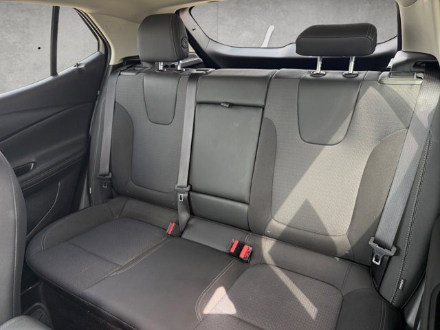 Used 2023 Buick Encore GX Select w/ Sport Touring Package FWD image 20
