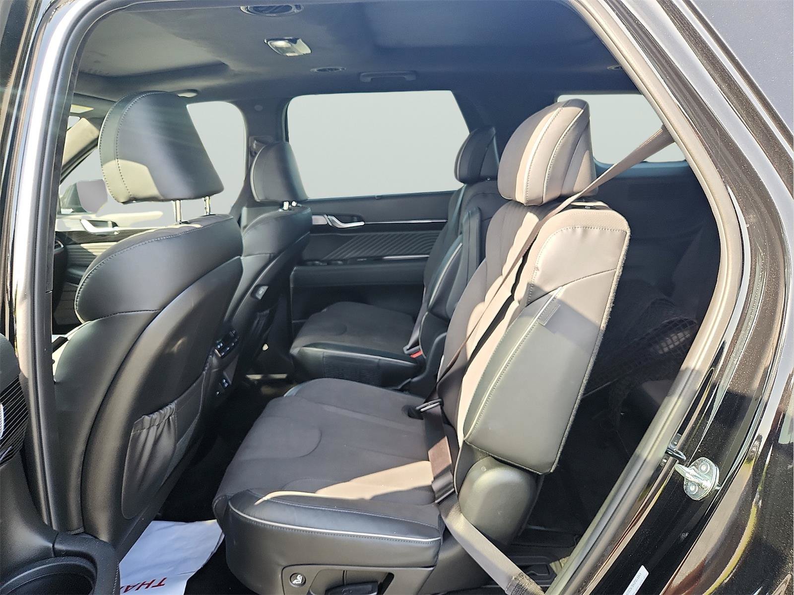 Used 2025 Hyundai Palisade Calligraphy AWD/4WD image 7