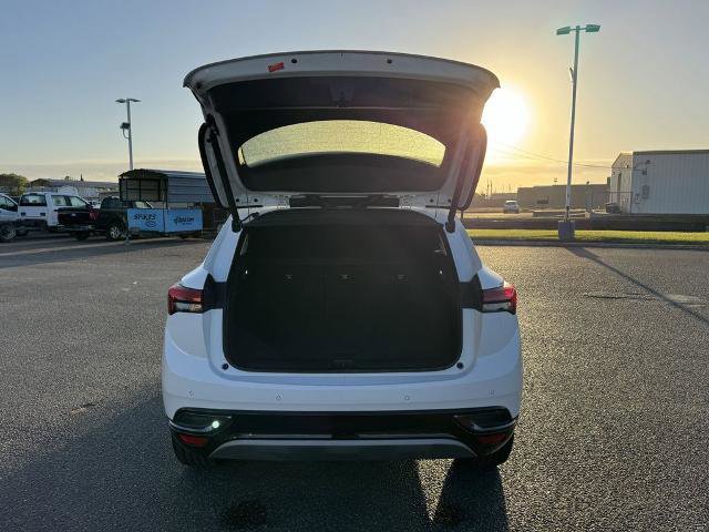 Used 2022 Buick Envision Preferred image 9