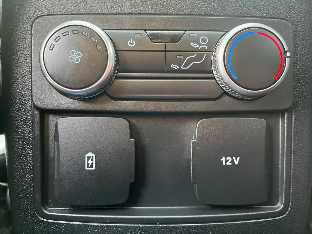 Certified 2022 Ford Explorer XLT w/ Equipment Group 202A image 13