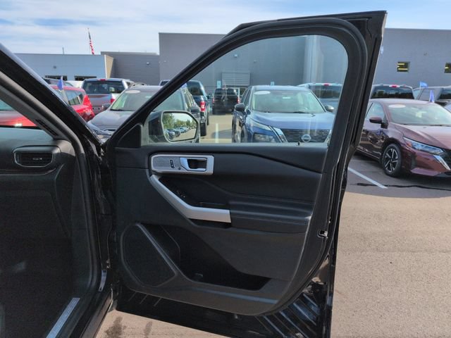 Certified 2023 Ford Explorer Limited w/ Equipment Group 301A AWD/4WD image 14