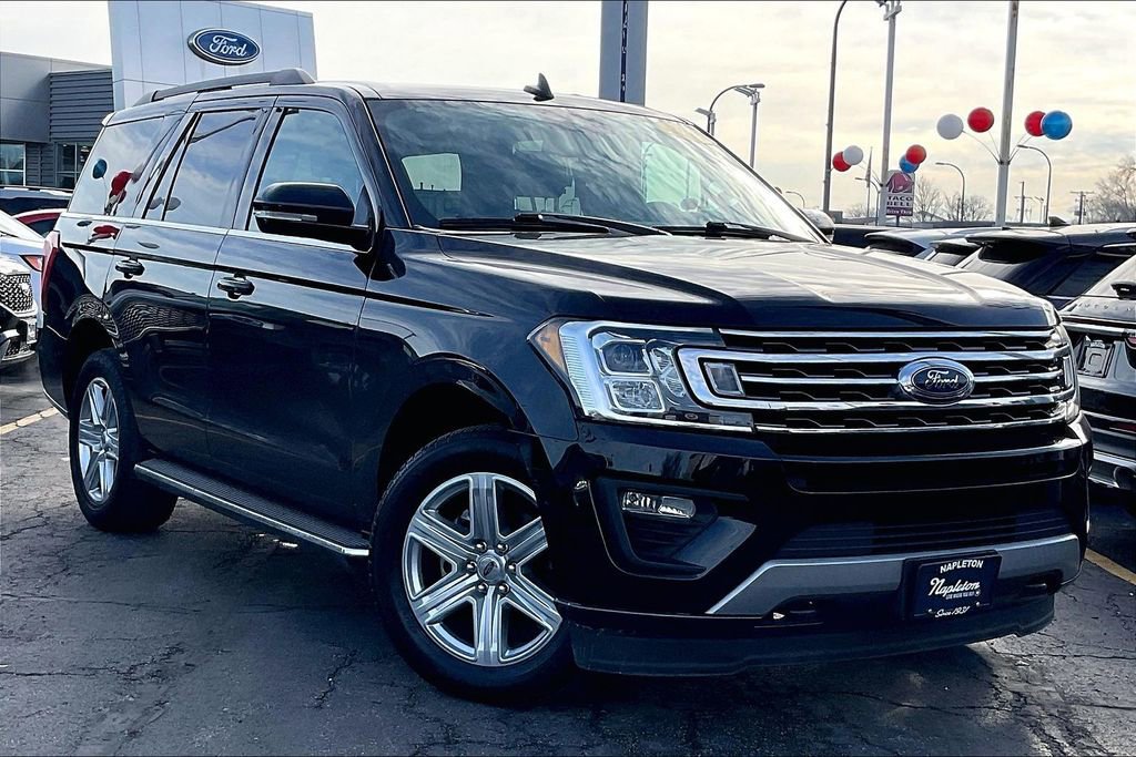 Certified 2019 Ford Expedition XLT w/ Equipment Group 202A image 32