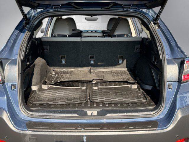 Used 2025 Subaru Outback Limited AWD/4WD image 29