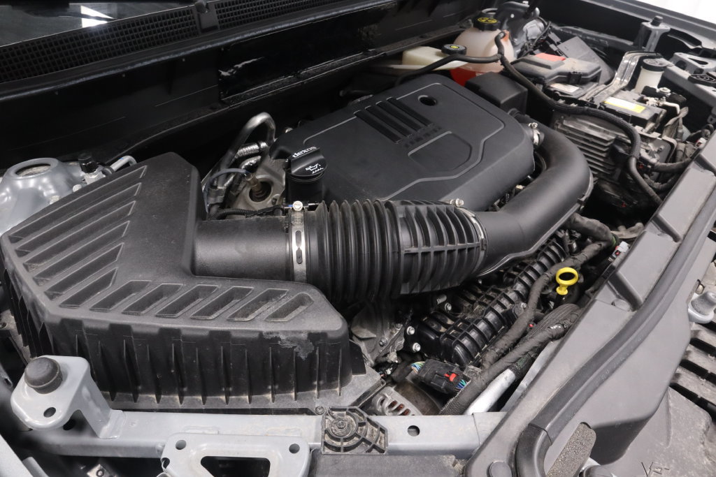 Used 2023 GMC Acadia SLE FWD image 14