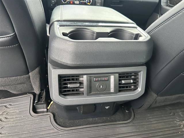Certified 2024 Ford F250 Lariat w/ Lariat Ultimate Package AWD/4WD image 19