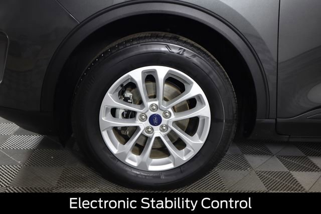 Certified 2020 Ford Escape SE image 18