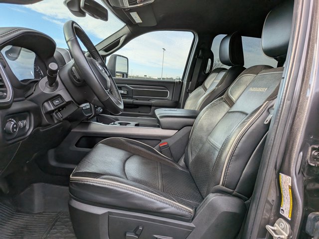 Used 2023 RAM 3500 Laramie image 15
