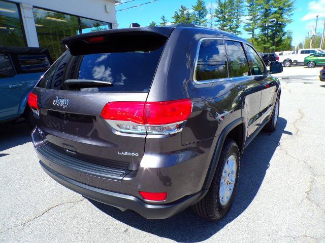 Used 2019 Jeep Grand Cherokee Laredo AWD/4WD image 9