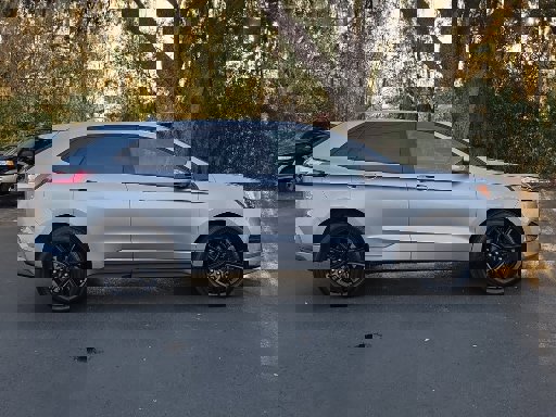 Certified 2022 Ford Edge ST-Line image 6