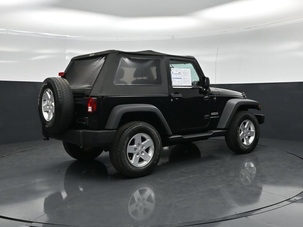 Used 2017 Jeep Wrangler Sport w/ Quick Order Package 24S AWD/4WD image 17
