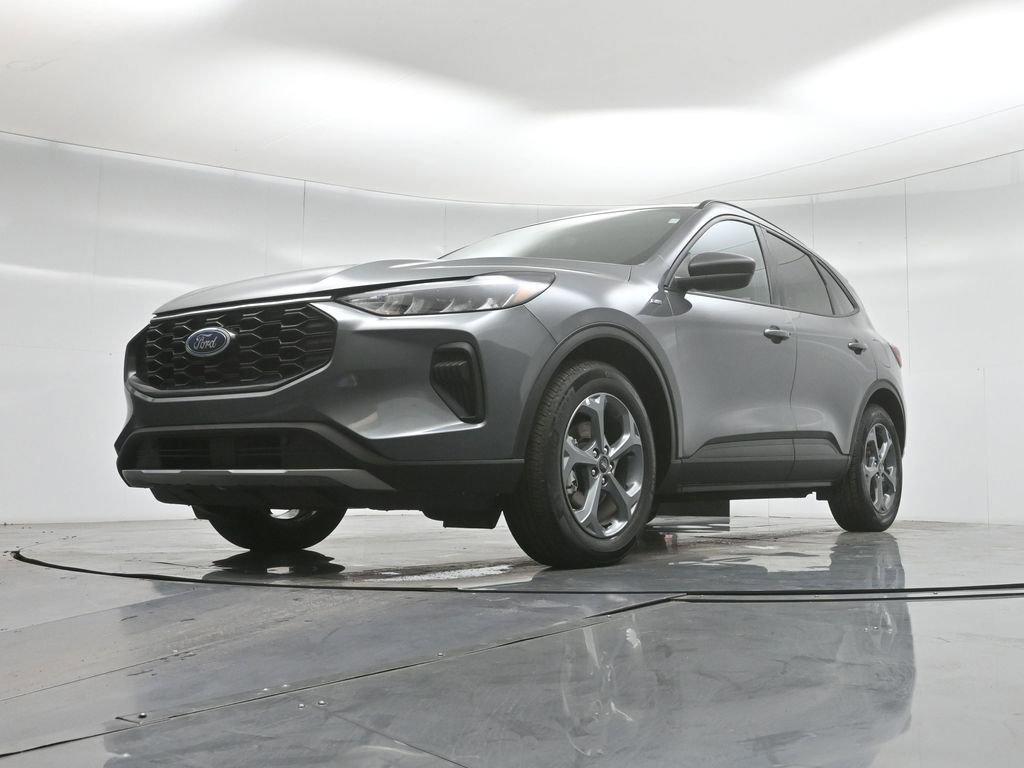 Certified 2025 Ford Escape ST-Line image 28