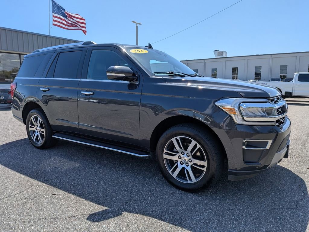 Certified 2023 Ford Expedition Limited image 8