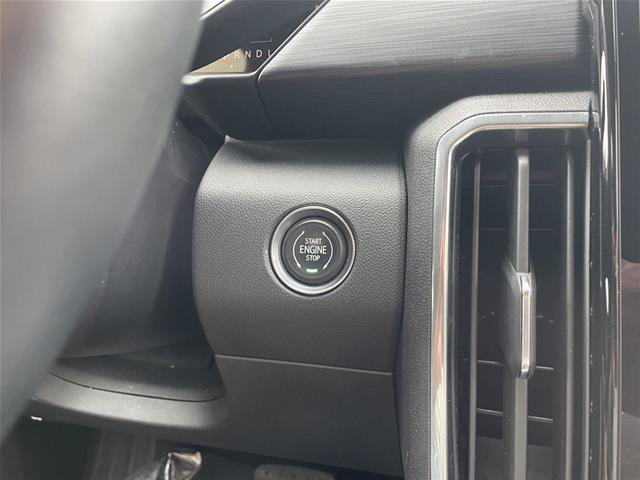 Used 2026 GMC Acadia Elevation w/ Elevation Premium Package FWD image 27