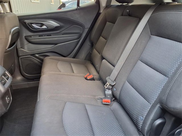 Used 2023 GMC Terrain SLE image 10