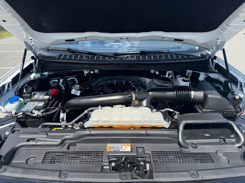 Certified 2025 Ford Expedition Active RWD image 19