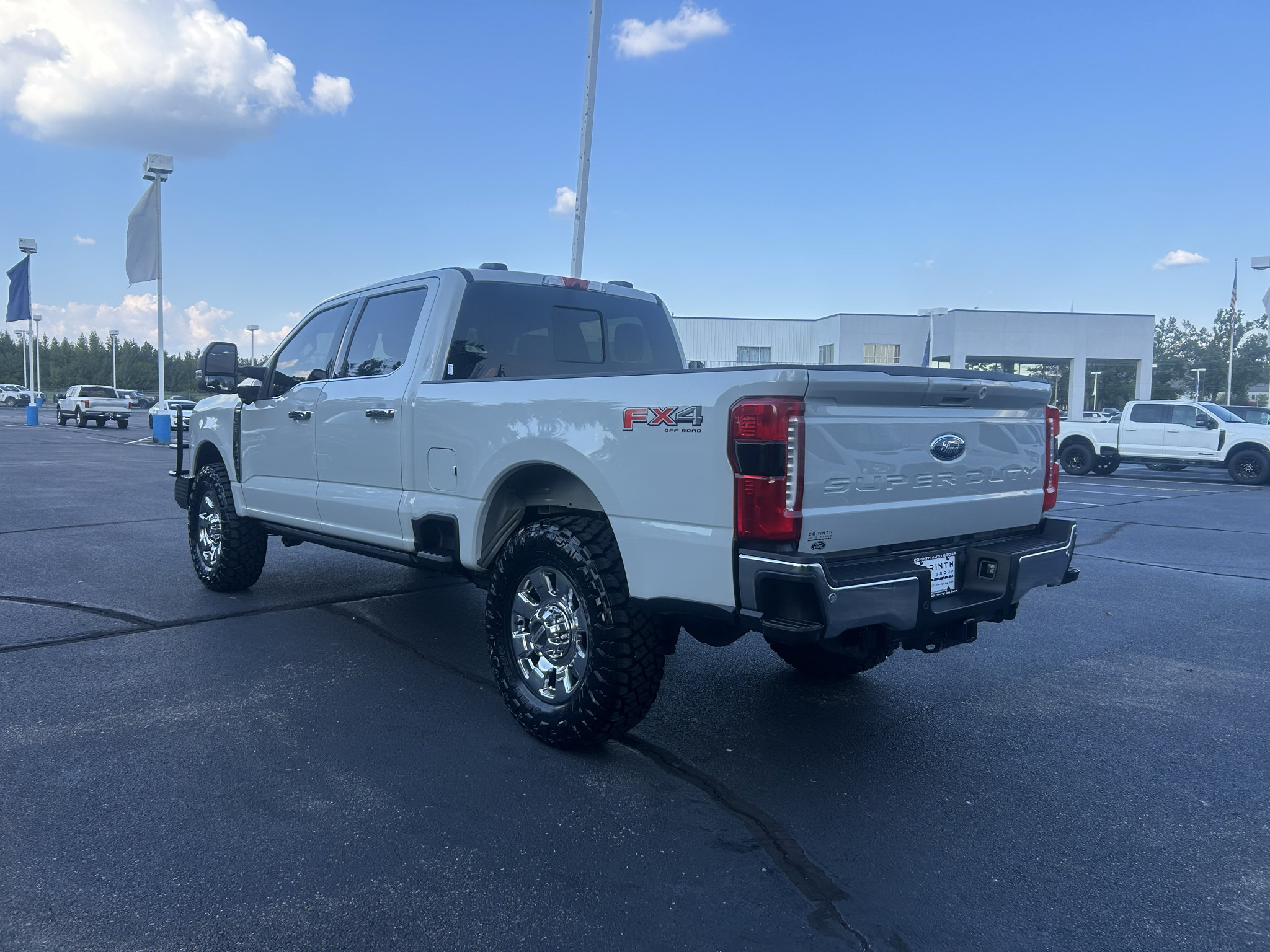 Certified 2025 Ford F350 Lariat w/ Lariat Ultimate Package AWD/4WD image 5