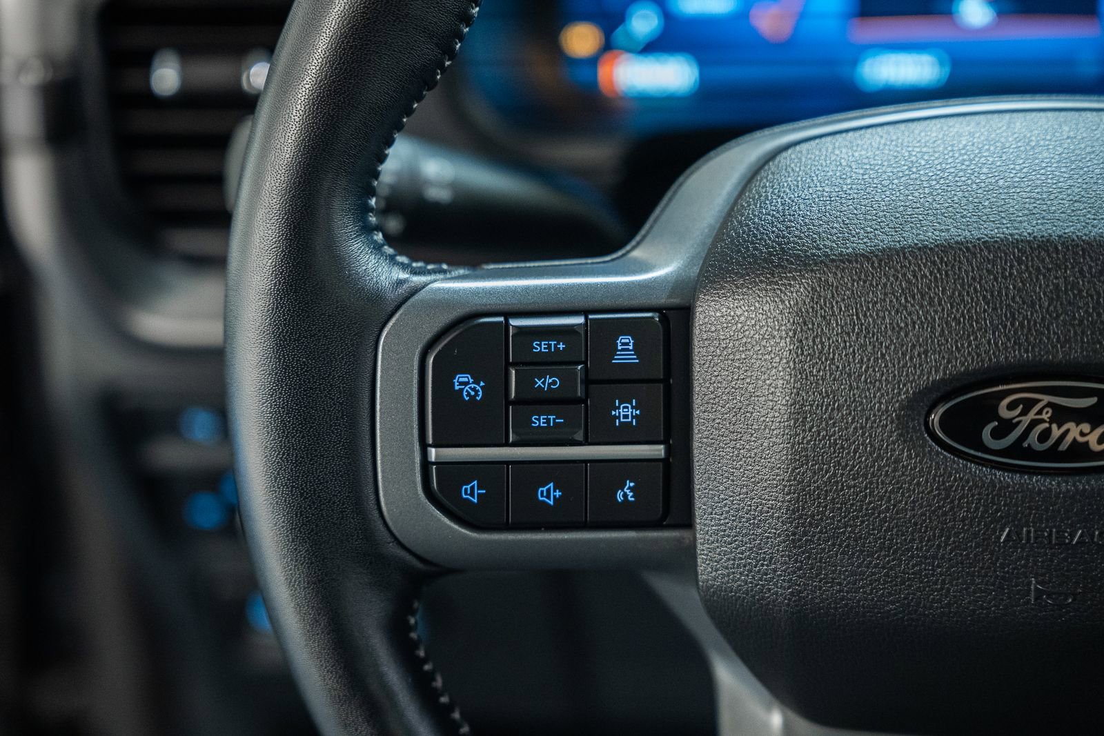 Certified 2024 Ford F150 Lariat image 37