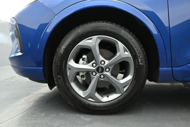 Certified 2023 Ford Escape ST-Line w/ Tech Pack #1 AWD/4WD image 31