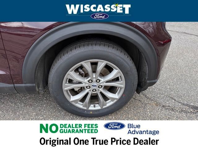 Certified 2023 Ford Explorer XLT w/ Equipment Group 202A image 34