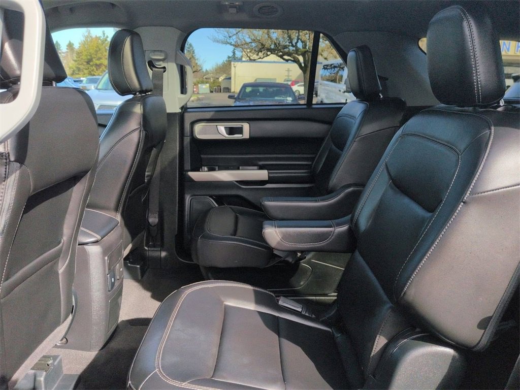 Certified 2023 Ford Explorer XLT w/ Equipment Group 202A image 21