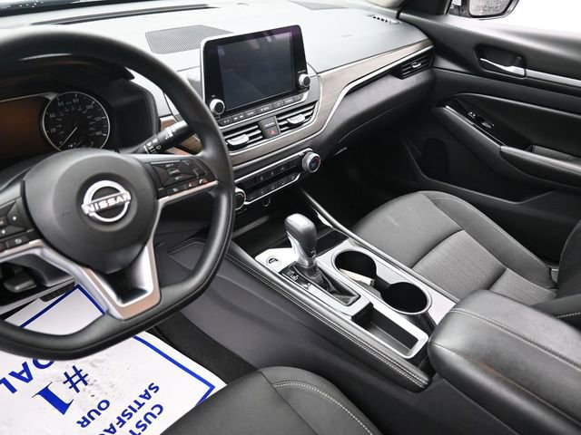 Used 2023 Nissan Altima 2.5 SV image 24