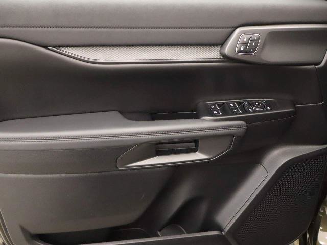 Certified 2025 Ford Ranger Raptor AWD/4WD image 29